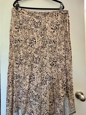 Maurices Women’s Beige Animal Print Midi Skirt
